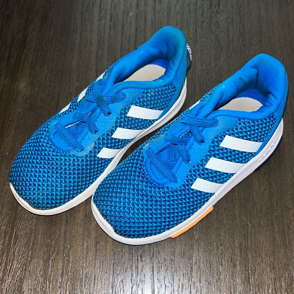 Adidas racer TR sneakers size 9